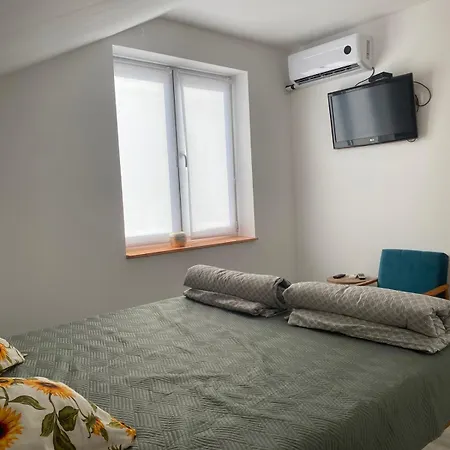 Apartament Kuca Melem Seosko Turisticko Domacinstvo