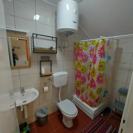 Kuca Melem Seosko Turisticko Domacinstvo Melenci